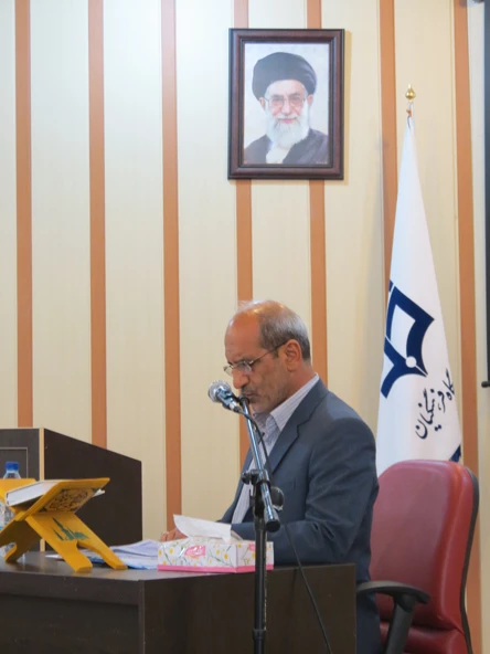 حضور معاون توسعه و مدیریت منابع دانشگاه در جمع

مدرسان و کارکنان پردیس ها و مراکز آموزش عالی استان قم 3