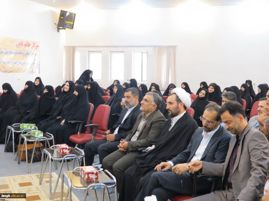 عصر روز شنبه مورخ1394/4/13 مراسم معارفه سرپرست جدید پردیس حضرت معصومه (س) در سالن اجتماعات این پردیس برگزار شد.

برگزاری مراسم تکریم سرکارخانم ثابتی ومعارفه سرکار خانم دکتر شریفی به عنوان سرپرست پردیس حضرت معصومه(س) 2