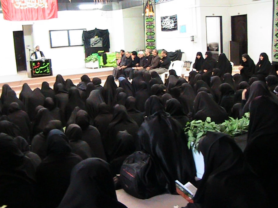 سومین  برنامه عزاداری حسینی  ویژه اساتید کارکنان و دانشجویان پردیس حضرت معصومه (س) د 2