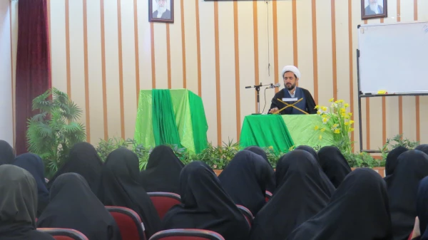 واحد دانشجویی بنیاد فرهنگی حضرت مهدی موعود (عج ) با همکاری مرکز تخصصی مهدویت ؛دوره ی تربیت مربی معارف مهدویت مخصوص دانشجویان را برگذار می نماید. 2