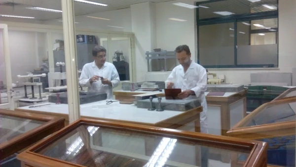 بازدید از کتابخانه آیه الله مرعشی نجفی 5