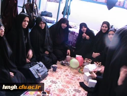 نشست صمیمی سرکار خانم دکتر شریفی  سرپرست محترم پردیس حضرت معصومه سلام الله علیها  به همراه کارشناسان  محترم در اتاق خوایگاه دانشجویی در عصر روز دانشجو 2