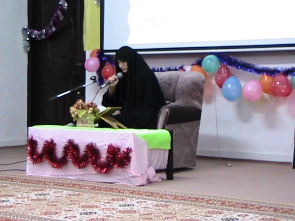 تلاوت آیاتی از قرآن توسط قاری برترکشوری سرکار خانم فاطمه پیروی