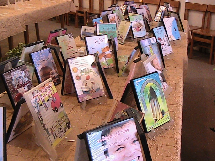 برگزاری همایش بزرگداشت پژوهشگران دانشگاه فرهنگیان استان قم در پردیس حضرت معصومه  سلام الله علیها در هفته پژوهش 3