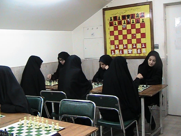 برگزاری مسابقات والیبال و شطرنج به مناسبت روز دانشجو 4