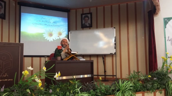 برگزاری  کرسی آزاد اندیشی با موضوع دانشگاه  اسلامی  3