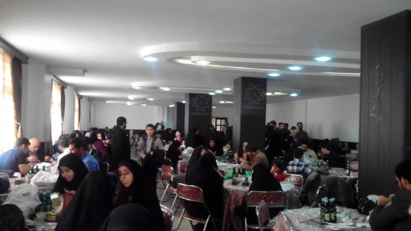 گزارش شرکت دانشجویان پردیس حضرت معصومه (س) در اختتامیه سومین جشنواره بین المللی شعر اشراق 
 2