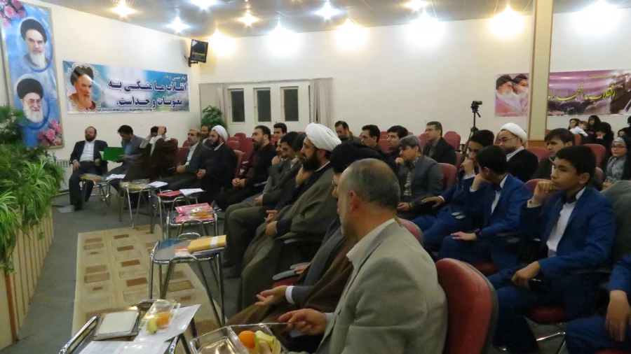 گزارش  نشست هم اندیشی اساتید دانشگاه فرهنگیان با موضوع:   « کارآمدی نظام ولایت فقیه» 4