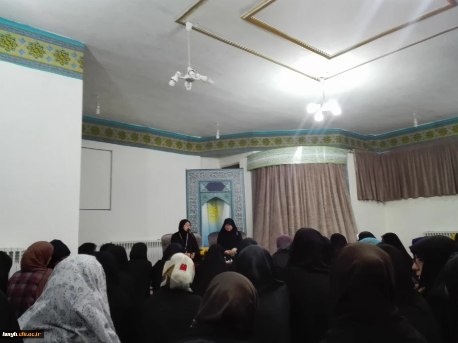 گزارش مراسم شبانگاهی دهه فجر در خوابگاه دانشجویان پردیس حضرت معصومه (س) مورخ 94/11/20 2