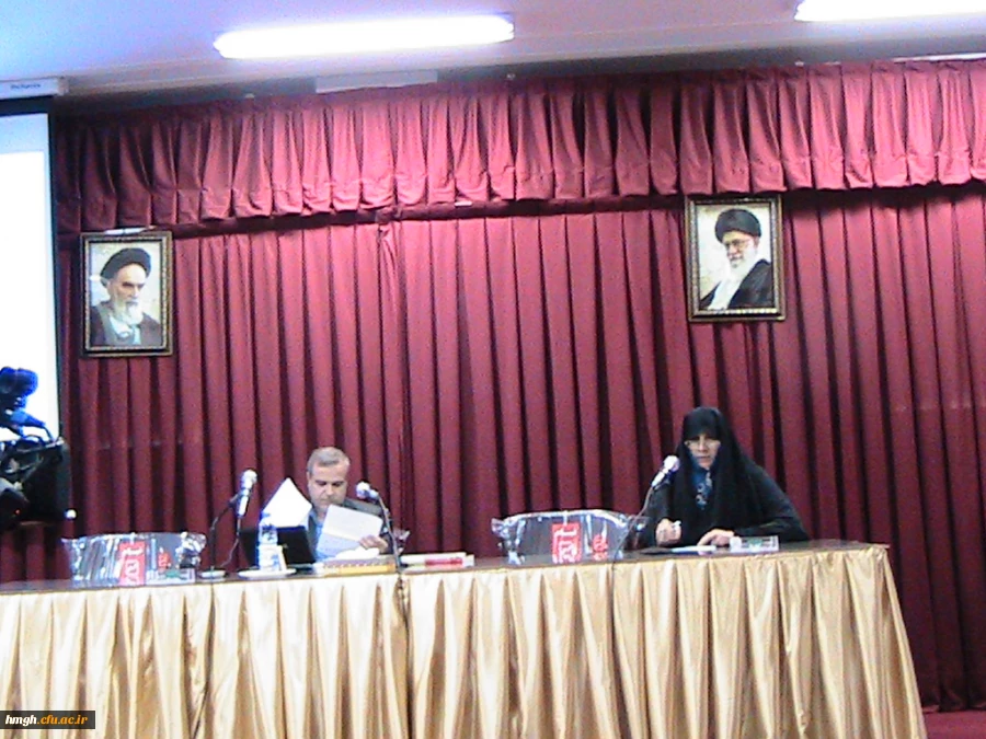 شرکت دانشجو معلمان در نشست  علمی تخصصی کاربست نظریه تحلیل گفتمان در پژوهش در جامعه الزهرا (س)  2