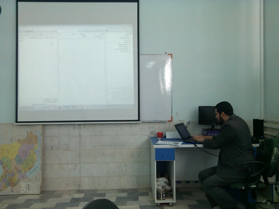 برگزاری کارگاه آموزش نرم افزار پژوهیار

روز پنجشنبه مورخ 13/12/1394 اولین جلسه کارگاه آموزش نرم افزار پژوهیار ویژه اساتید، کارکنان و دانشجویان کارشناسی ارشد رشته علوم قرآنی و حدیث در پردیس حضرت معصومه(س) برگزار گردید.  3