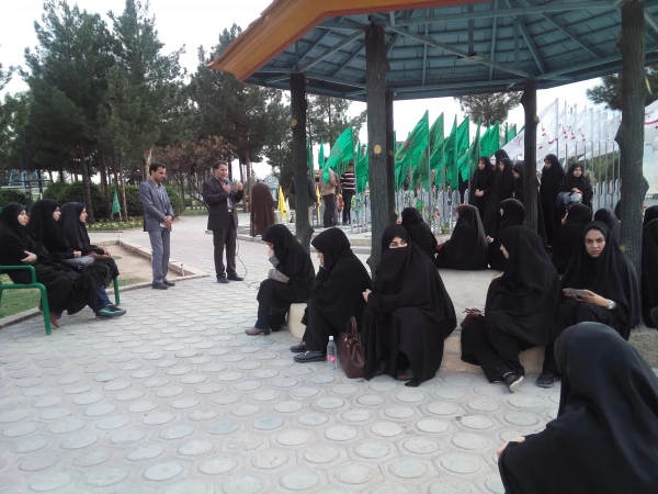 زیارت قبور شهدای مدافع حرم توسط کانون سیره شهدا، زیر نظر نهاد نمایندگی مقام معظم رهبری 2