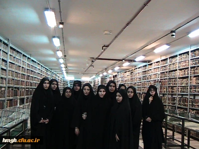 بازدید از کتابخانه آیت الله مرعشی نجفی توسط دانشجو معلمان