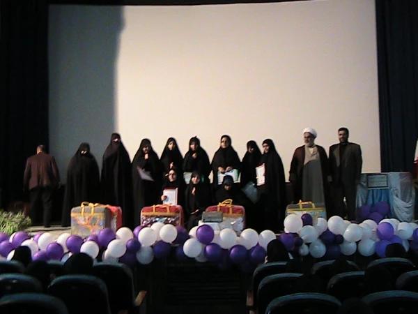 برگزاری همایش هفته بزرگداشت مقام والای معلم در سالن سینما تربیت 7