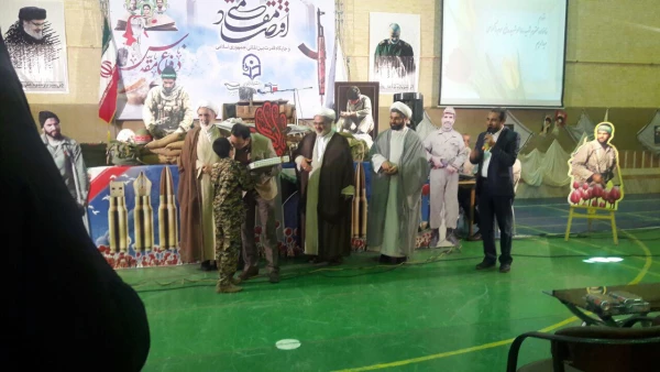 برگزاری مراسم گرامیداشت هفته دفاع مقدس وآغاز سال تحصیلی 96-95 7