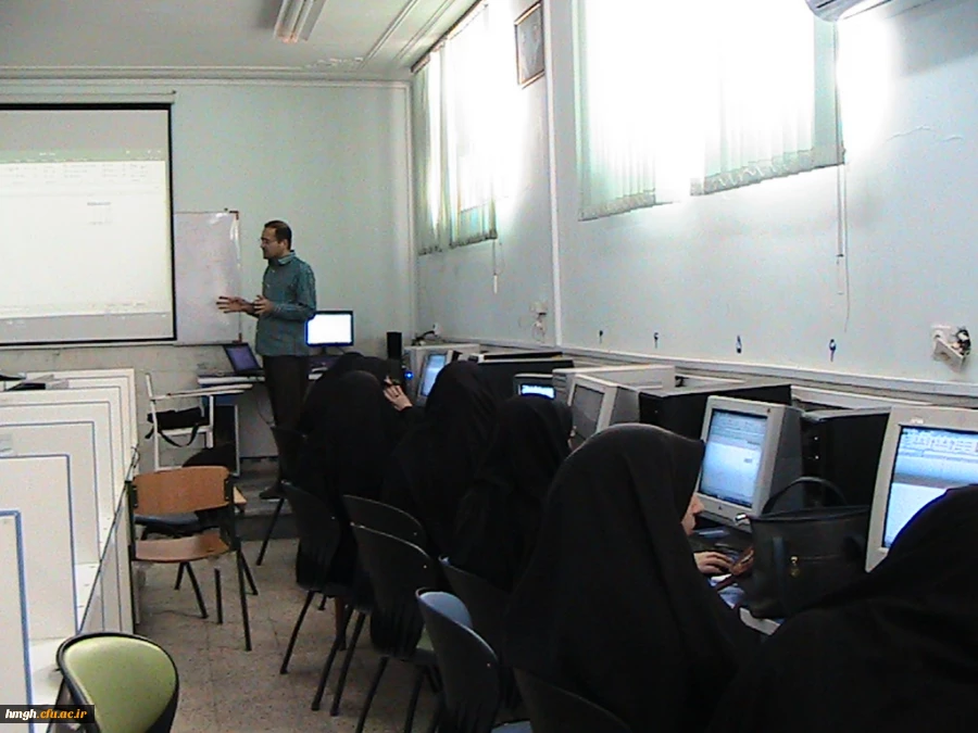 برگزاری  دومین دوره بالندگی حرفه ای ویژه  کارکنان اداری پردیسهای استان قم  2