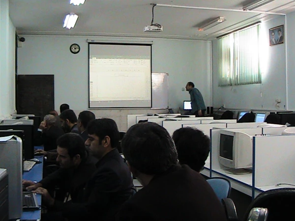 برگزاری  دومین دوره بالندگی حرفه ای ویژه  کارکنان اداری پردیسهای استان قم  3