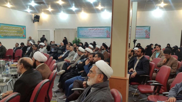 برگزاری نشست هم اندیشی وحدت حوزه و دانشگاه در پردیس حضرت معصومه (س) 2