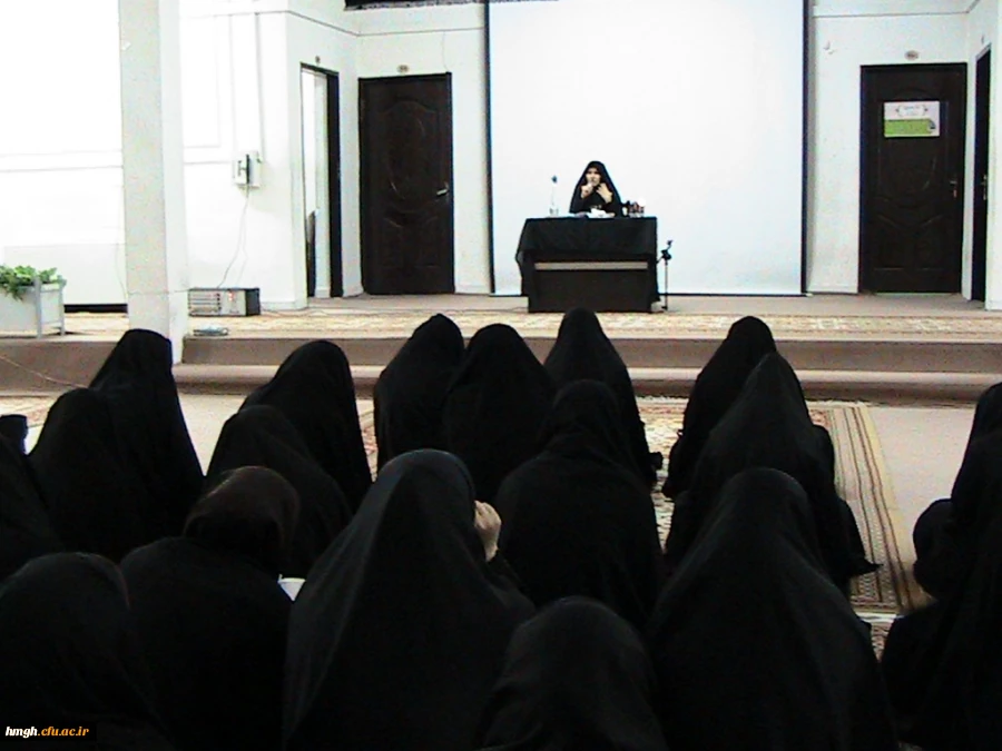 برگزاری ویژه برنامه سوگواری ایام فاطمیه همزمان  با ساعت فرهنگی در سرای دانشجویی 2