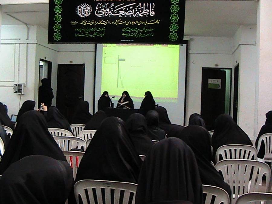 نشست مشاورین مرکز خدمات مشاوره و روانشناختی  پردیس حضرت معصومه (س) با دانشجومعلمان 2