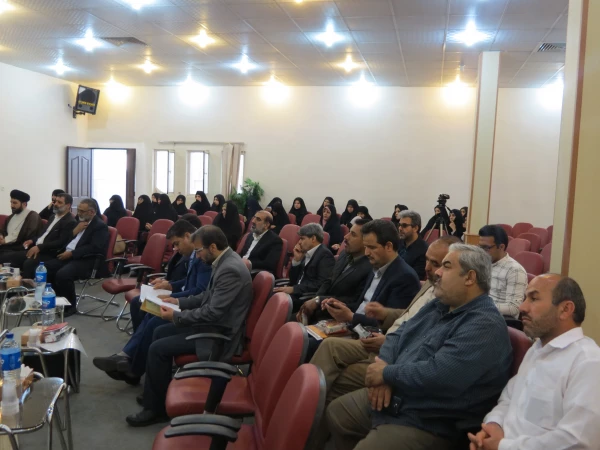 برگزاری پیش نشست هشتم "کنگره بین المللی نقش شیعه در پیدایش و گسترش علوم اسلامی" در سالن اجتماعات پردیس حضرت معصومه(س) 2