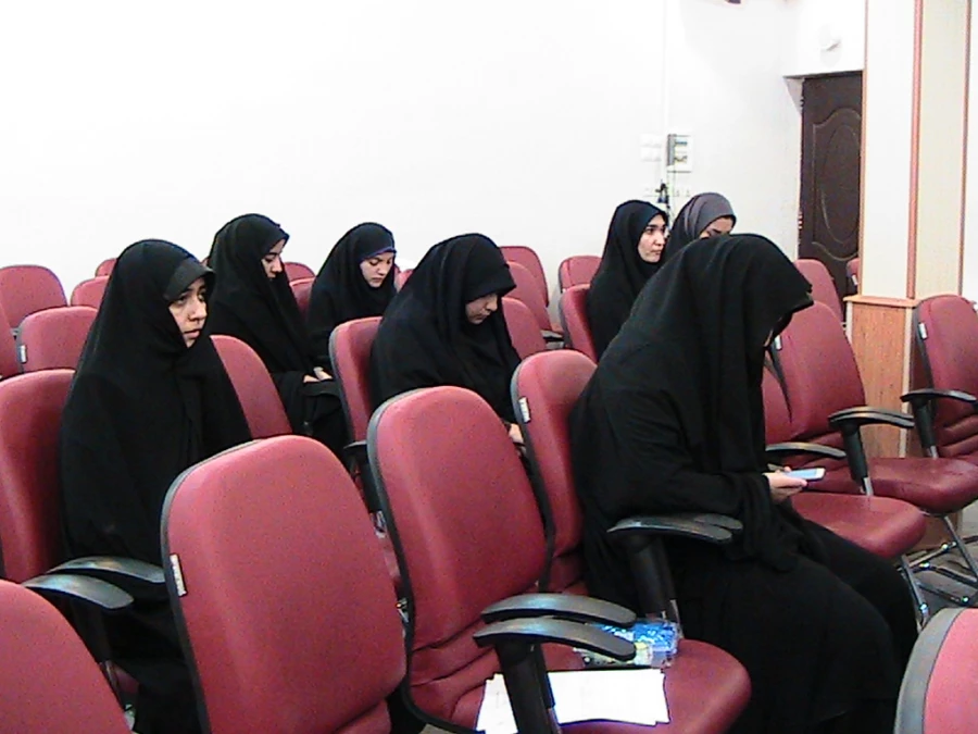 برگزاری مسابقات جشنواره  فرهنگی اجتماعی  با موضوع قرآن و عترت در بخش شفاهی 3