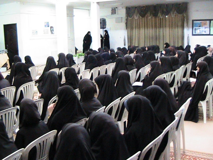 برگزاری جلسه تقدیر از فعالین فرهنگی نهاد رهبری پردیس حضرت معصومه (س) 2