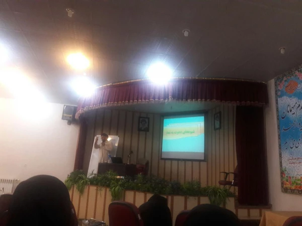 برگزاری کارگاه نماز در پردیس حضرت معصومه (س) 2