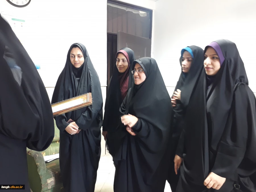 تقدیر دانشجویان از سرپرست پردیس حضرت معصومه (س) 2