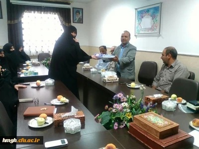 مراسم تجلیل از آزاده سرفراز