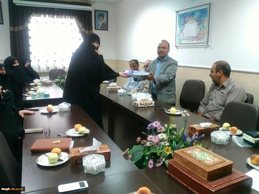 مراسم تجلیل از آزاده سرفراز  2