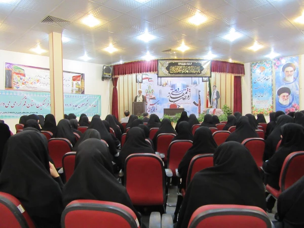 برگزاری جلسه توجیهی دانشجومعلمان ورودی 96 2