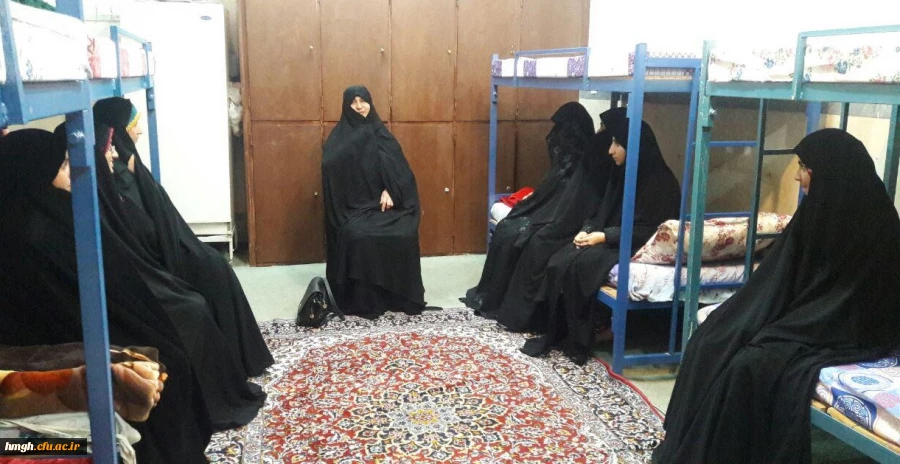 دیدار صمیمی سرپرست پردیس با دانشجویان سرای دانشجویی 2