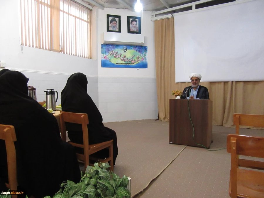 برگزاری نشست شورای مدرسین و گروههای آموزشی  3