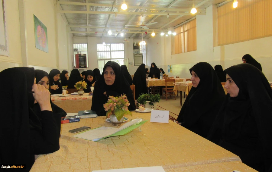 برگزاری نشست شورای مدرسین و گروههای آموزشی  7