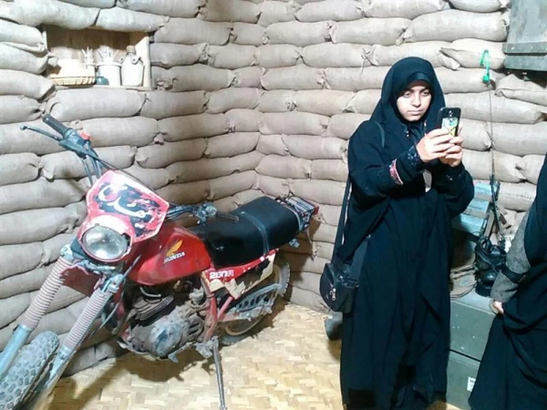 بازدید از موزه شهیدان زین الدین به مناسبت هفته بسیج 3