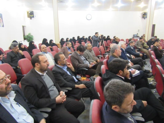 نشست هم اندیشی اساتید و کارکنان دانشگاه فرهنگیان استان قم   5