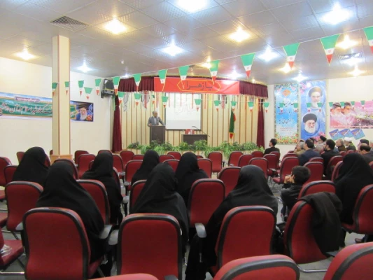 نشست بصیرتی ویژه گرامیداشت سی و نهمین الگرد پیروزی انقلاب  5