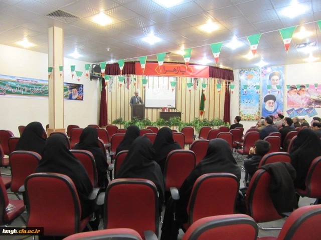 نشست بصیرتی ویژه گرامیداشت سی و نهمین الگرد پیروزی انقلاب  6