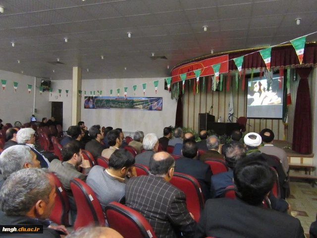 نشست بصیرتی ویژه گرامیداشت سی و نهمین الگرد پیروزی انقلاب  9