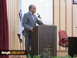 نشست بصیرتی ویژه گرامیداشت سی و نهمین الگرد پیروزی انقلاب  16