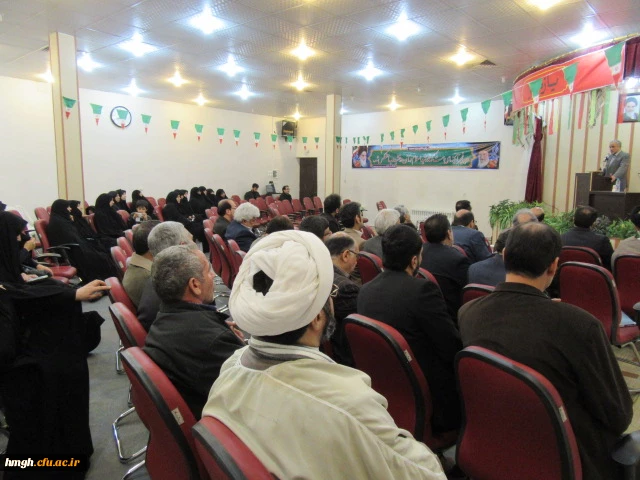 نشست بصیرتی ویژه گرامیداشت سی و نهمین الگرد پیروزی انقلاب  18