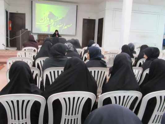 برگزاری جلسه پرسش وپاسخ ونشست صمیمی با دانشجویان 3