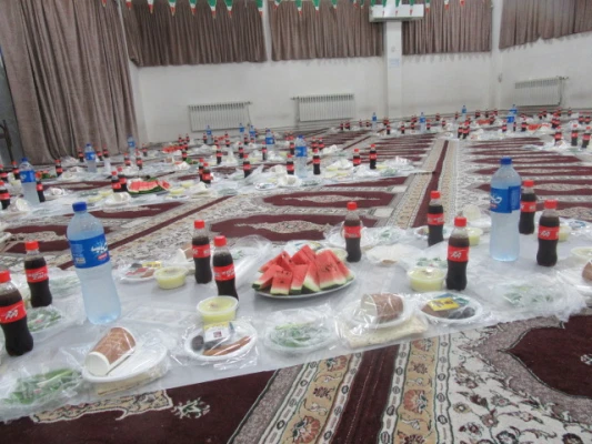 مراسم ضیافت افطار همزمان باسالروز فتح خرم شهر درسرای دانشجویی پردیس حضرت معصومه (س) 2