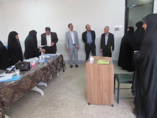 بازدید سرپرست محترم مدیریت استانی دانشگاه فرهنگیان استان قم جناب آقای محمدپور وهیئت همراه از مراحل مختلف مصاحبه داوطلبان خواهر درپردیس حضرت معصومه (س) 2