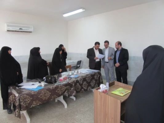 بازدید سرپرست محترم مدیریت استانی دانشگاه فرهنگیان استان قم جناب آقای محمدپور وهیئت همراه از مراحل مختلف مصاحبه داوطلبان خواهر درپردیس حضرت معصومه (س) 2