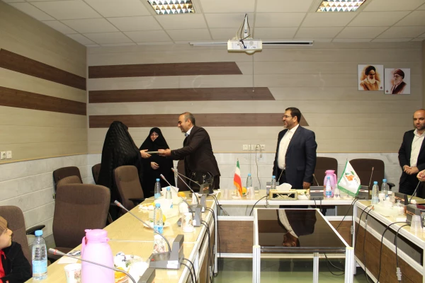 برگزاری جلسه شورای اداری پردیس حضرت معصومه(س) در مجموعه آموزشی-رفاهی فرهنگیان استان قم 2