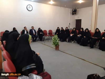 دومین نشست مسؤولان پردیس حضرت معصومه(س) با نمایندگان دانشجویی