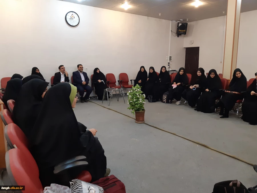 دومین نشست مسؤولان پردیس حضرت معصومه(س) با نمایندگان دانشجویی  2