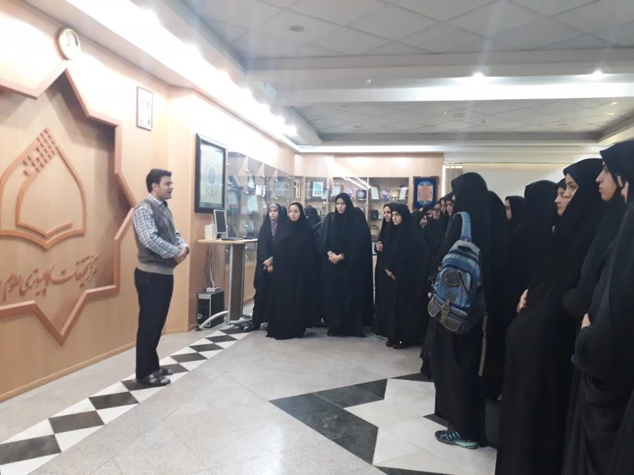 بازدید دانشجومعلمان پردیس حضرت معصومه(س) از مرکز تحقیقات کامپیوتری علوم اسلامی (نور) در آستانه هفته پژوهش 2